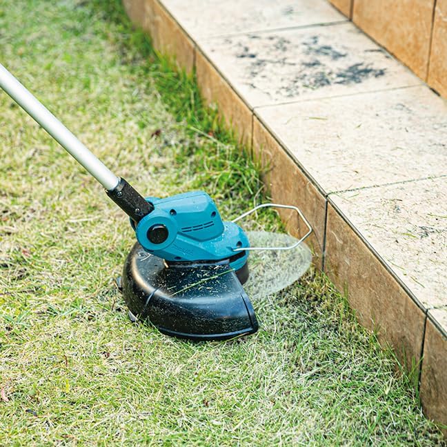 Makita DUR193Z 18V LXT Cordless Grass Trimmer – Tool Only Edition