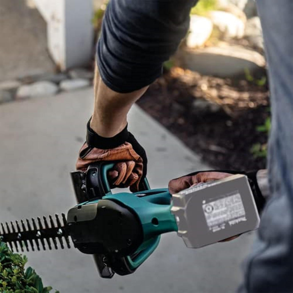 Makita DUH523Z 18V LXT Cordless Hedge Trimmer – 52cm (Body Only)