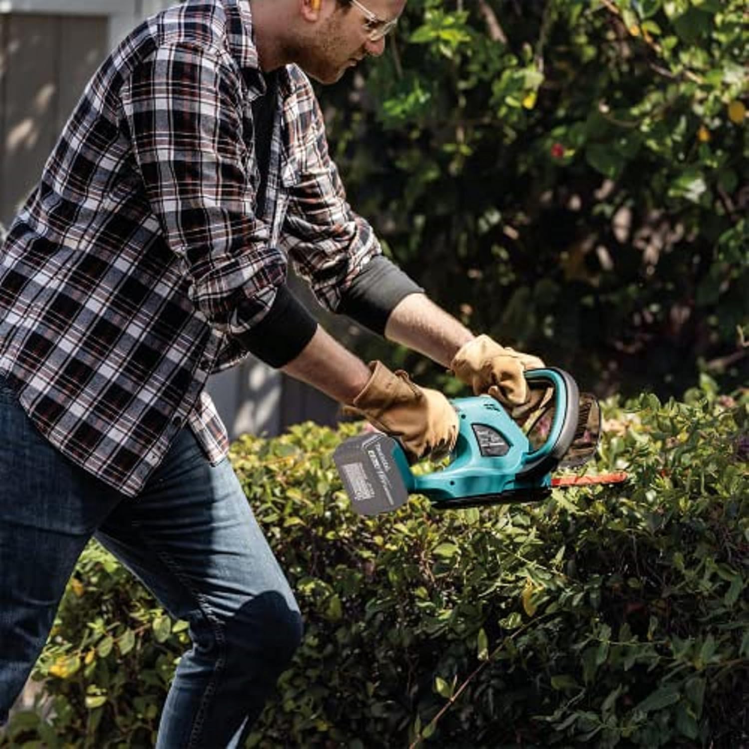Makita DUH523Z 18V LXT Cordless Hedge Trimmer – 52cm (Body Only)
